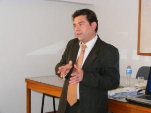 Colegio de Abogados de Azul: �Estrategia de litigaci�n para el ejercicio de la defensa penal�